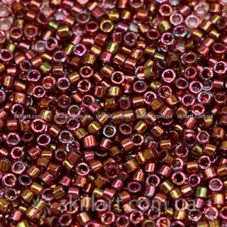 Бисер DB-126 Miyuki Delica Beads 11/0 (блестящий, золотой, радужный)